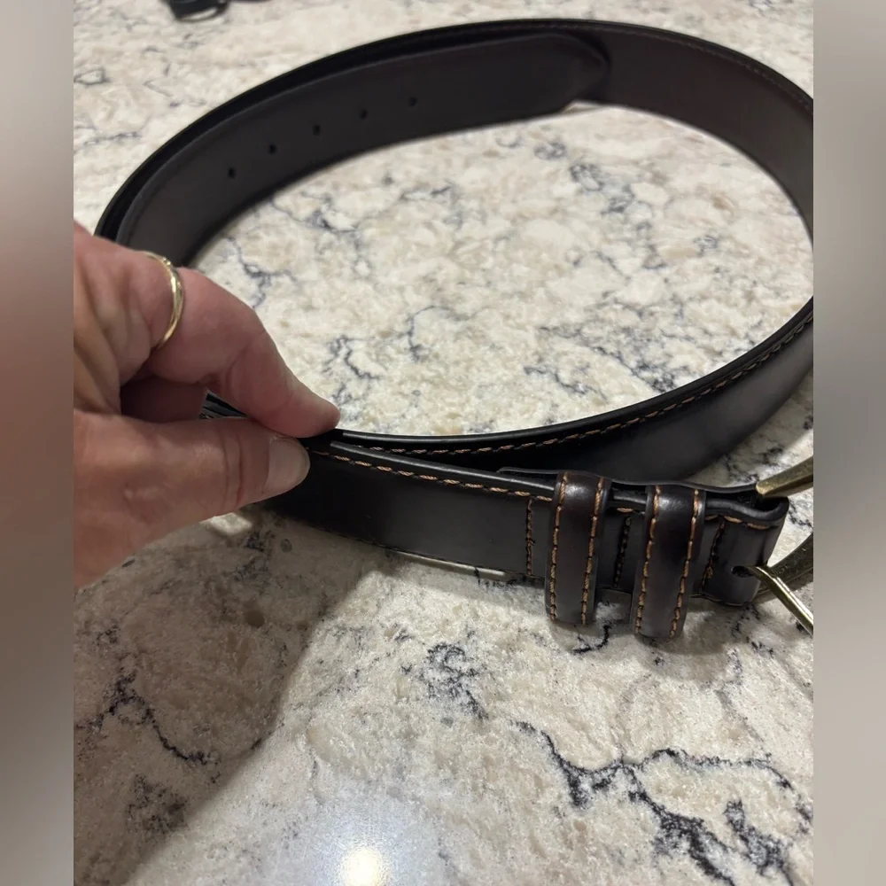Men's Dark Brown Leather Belt with Contrast Stitching Size XL 40-49